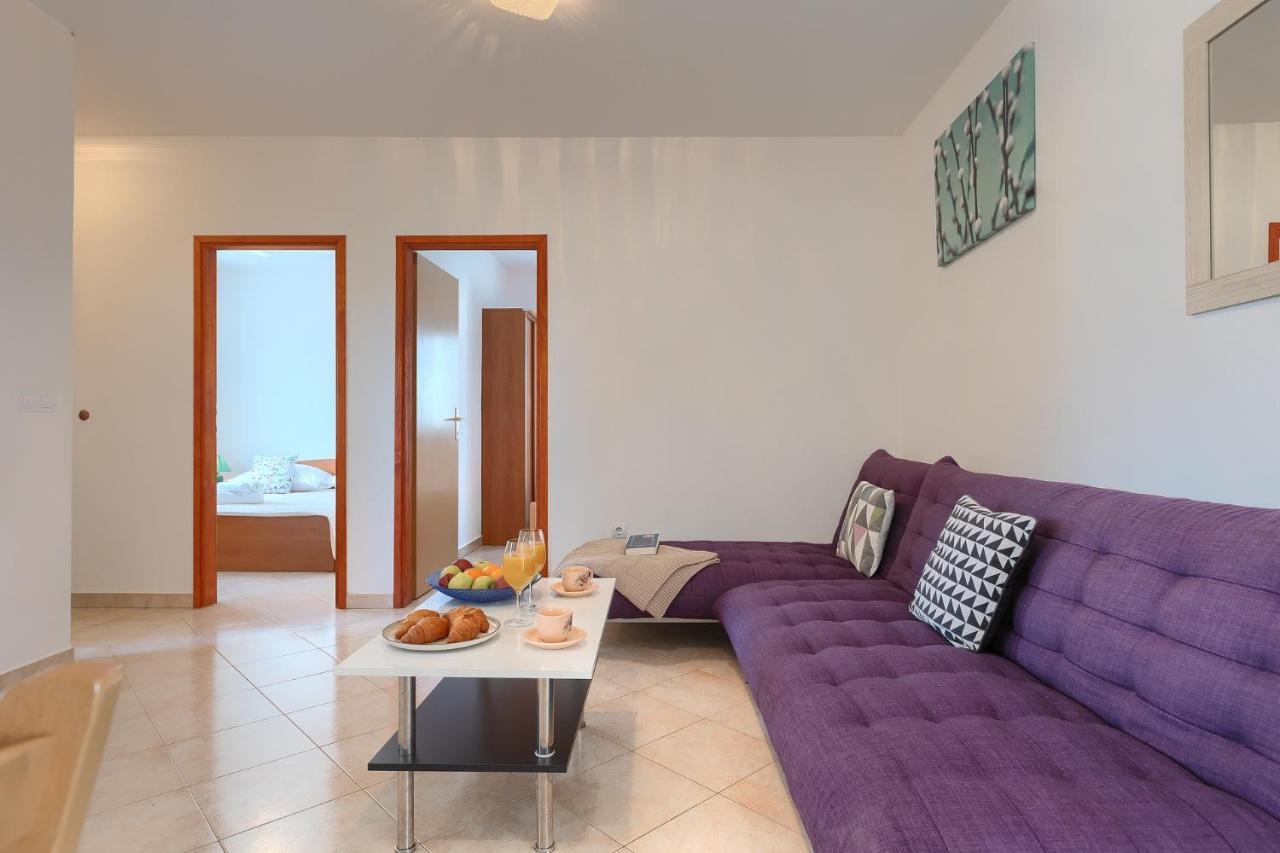 פורץ Apartmani Martina מראה חיצוני תמונה